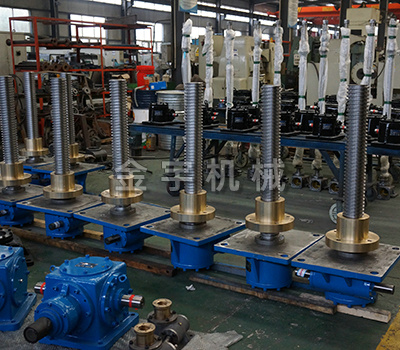 滾珠絲杆升(sheng)降機